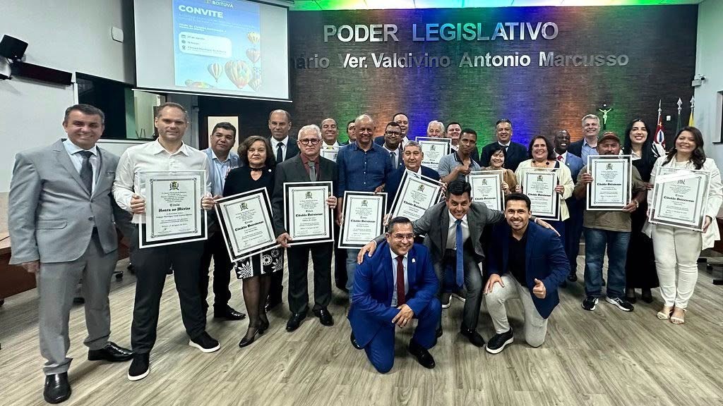CÂMARA DE BOITUVA ENTREGA TÍTULOS DE CIDADÃO BOITUVENSE E HONRA AO MÉRITO